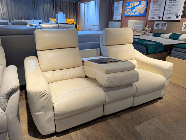 (陳列貨品特賣區) A010 腰頸寶 功能性電動彈鉸梳化 - 852HOME 香港家居